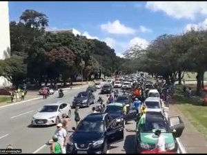 Em manifestação, bolsonaristas chamam Moro de traidor e pedem saída de Maia