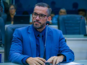 Leonardo Dias cobra agilidade no diagnóstico de câncer e aponta falhas estruturais na rede pública