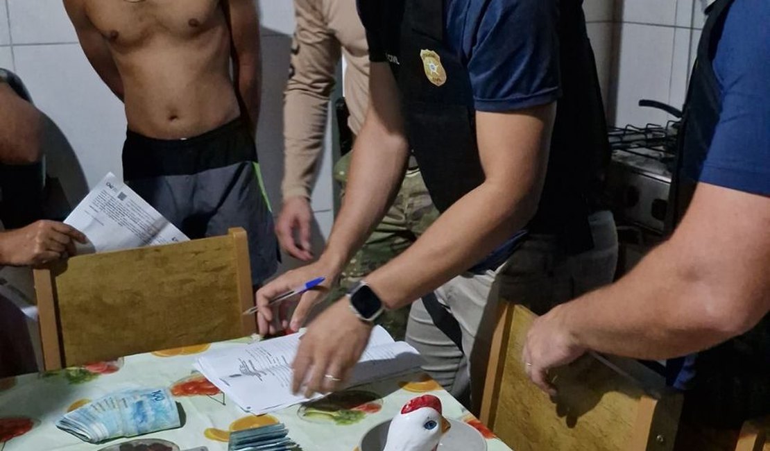 [Vídeo] Operação cumpre 40 mandados contra integrantes do PCC e Comando Vermelho em Alagoas