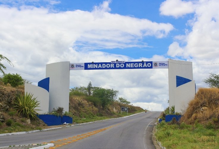 Prefeitura de Minador do Negrão gasta quase R$ 7 mil em restaurante de Marechal Deodoro
