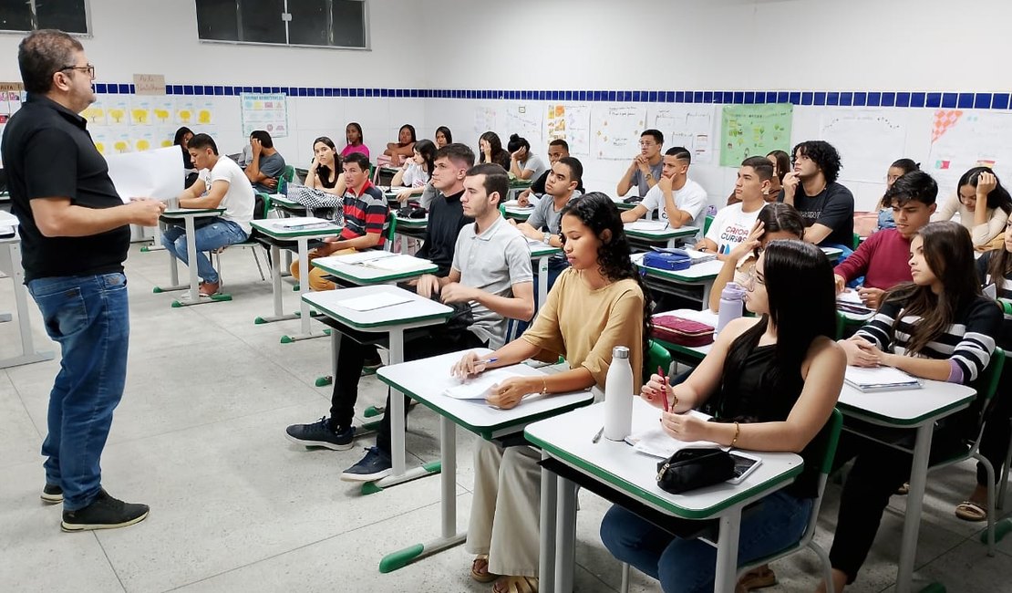 Reconhecimento inédito: MEC aprova Canoa Cursos e destaca Educação canoense
