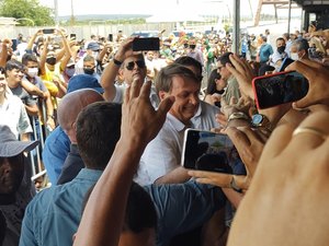 Bolsonaro diz que vai intervir para contrução de ponte ligando Penedo-AL e Neópolis-SE