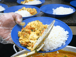 Instabilidade econômica e aumento no preço dos alimentos podem impactar merenda escolar