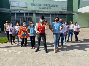 Brinquedoteca do Hospital de Emergência do Agreste faz festa no Dia dos Pais