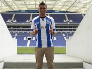 Com Casemiro, Porto passa a ter nove brasileiros no elenco