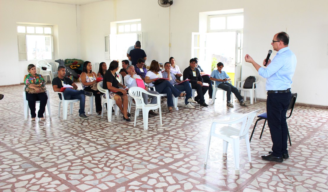 Membros do CMDCA de Porto Calvo participam de capacitação