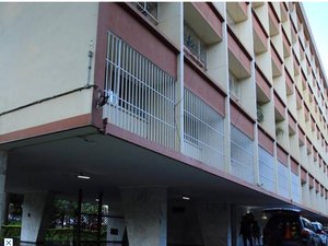 Professora cai de prédio ao fazer limpeza de janela e morre