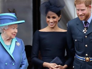 Harry e Meghan Markle queriam 'liberdade total'; rainha não deixou