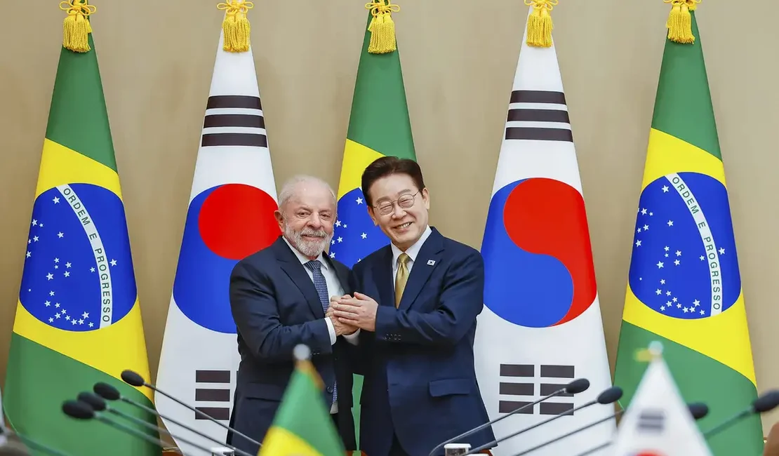 Lula diz que vale 'qualquer sacrifício' para prender magnatas do crime