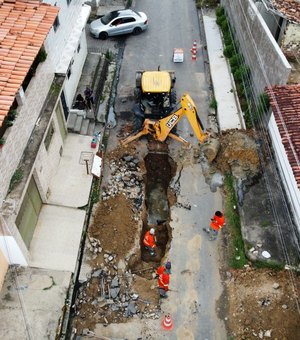 Prefeitura inicia troca de tubulação de drenagem danificada no Jaraguá