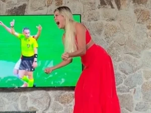 Renata Fan viraliza ao comemorar permanência do Inter na Série A