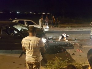 Acidente entre carro e motocicleta deixa uma pessoa morta na parte alta da capital
