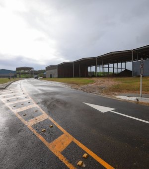 Federalização de rodovias: obras da BR-424 devem ser concluídas em até três meses, diz Renan Filho