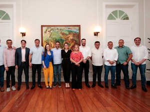 Paulo Dantas apresenta ações desenvolvidas em Maceió em almoço com vereadores