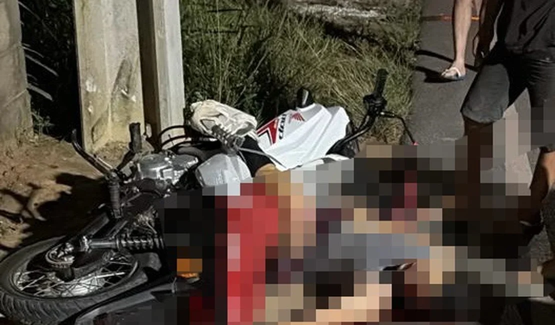 Motociclista morre após colidir contra poste na AL-485, em Feira Grande