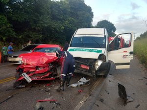 Colisão frontal na AL-105 deixa sete feridos em Porto Calvo