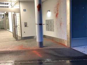 Consulado do Brasil em Zurique é vandalizado