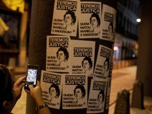 Bolsonaro demitirá quem postou 'Ele não', 'Foi golpe' e 'Marielle vive'