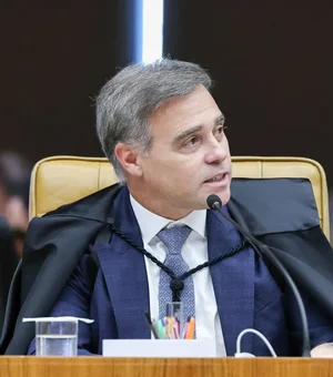 Mendonça avalia medida após troca na PF em caso que cita Lulinha