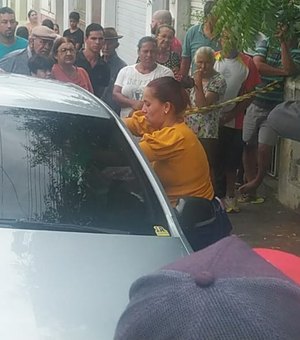 PC identifica autor da morte de jovem assassinado dentro de carro em Palmeira dos Índios
