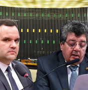 Os tímidos Luciano Amaral e Fernando Farias concorrem ao prêmio de melhor deputado federal e senador