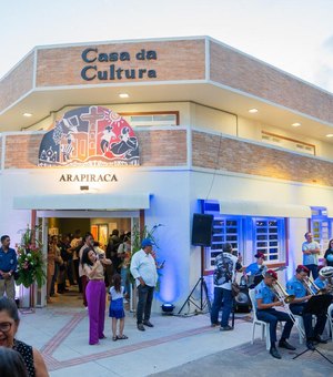 Fazedores de cultura são orientados sobre uso de logomarcas no período eleitoral
