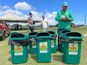 SEMARH Penedo instala lixeiras em praças e logradouros da cidade