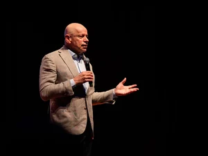 Leandro Karnal defende a educação como base da gestão pública na Feira dos Municípios Alagoanos