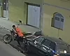 Jovem é flagrado furtando motocicleta no bairro Alto do Cruzeiro, em Arapiraca