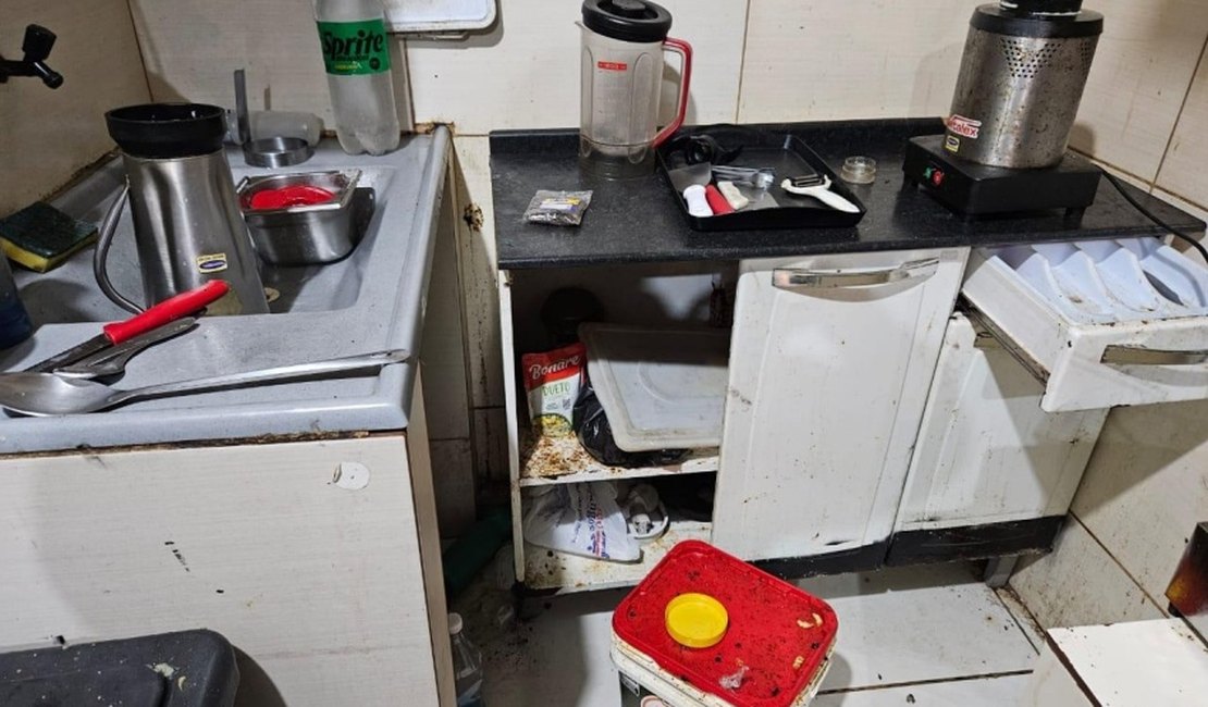 Vigilância Sanitária interdita hamburgueria em condições insalubres em Maceió
