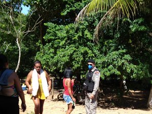 Polícia acaba com farra de pessoas aglomeradas na zona rural de Maragogi