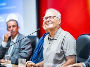 Renan Calheiros dá sinais de como pode ser sua parceria com JHC em 2026