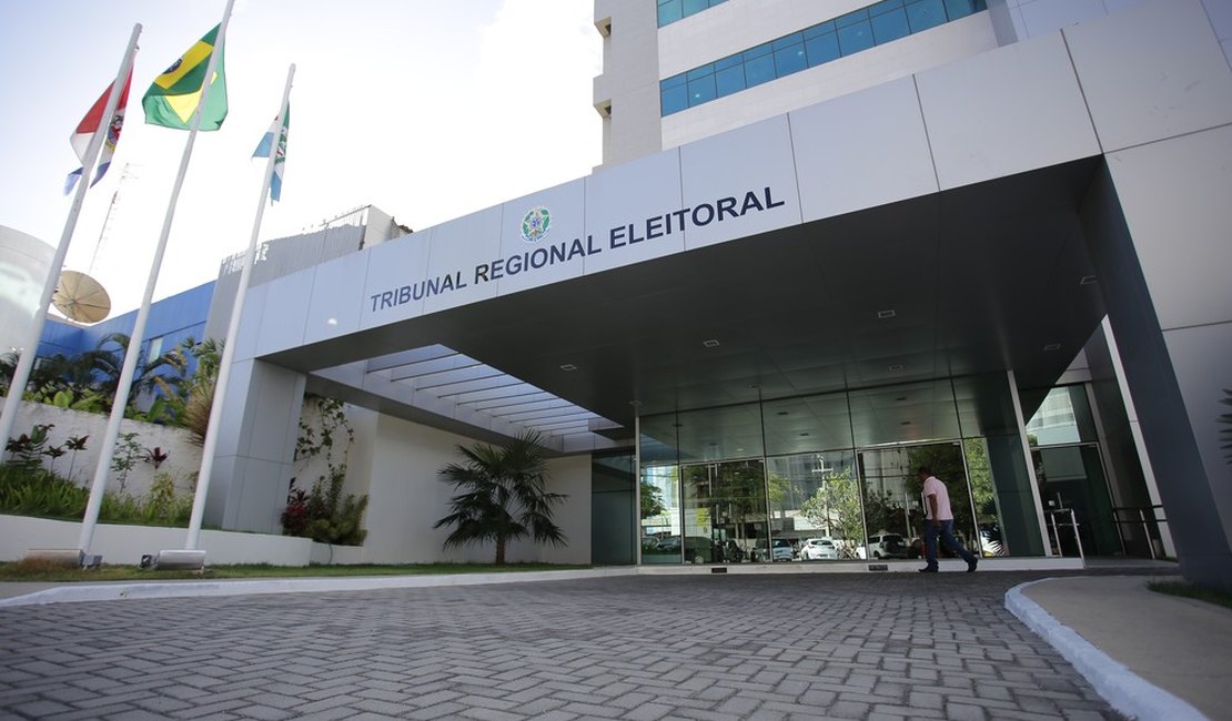 TRE/AL alerta que é proibido veicular propagandas eleitorais em rios ou mares