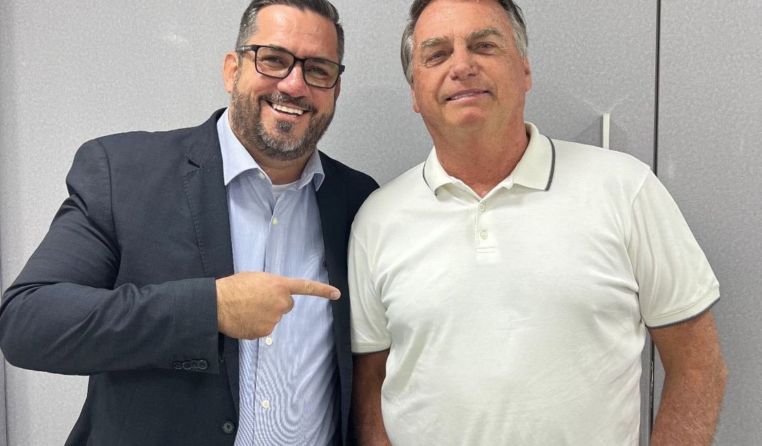 'Só teremos Justiça quando ele for libertado',  diz Leonardo Dias após prisão domiciliar de Bolsonaro