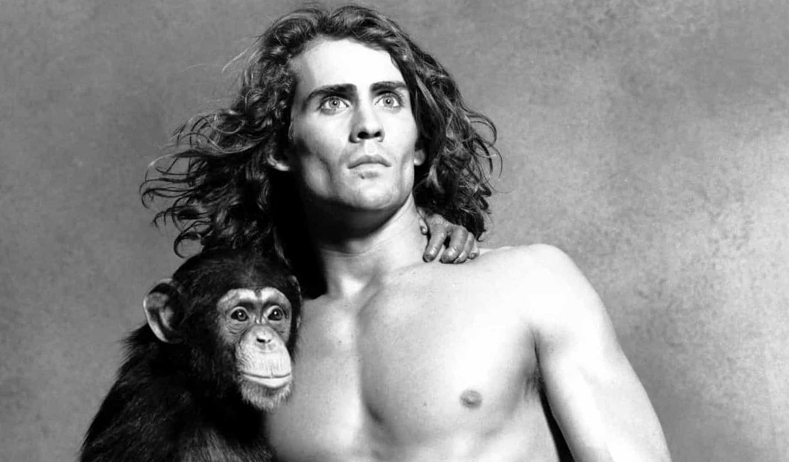 Ator que interpretou Tarzan na TV, morre em acidente de avião nos EUA