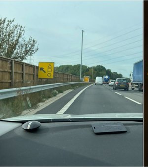 Polícia britânica assegura que placa em estrada não indica caminho para 'Round 6'