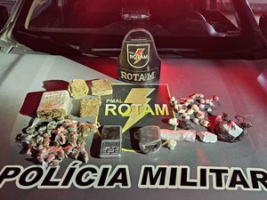 PM apreende quatro armas de fogo e drogas em Maceió e no interior de AL