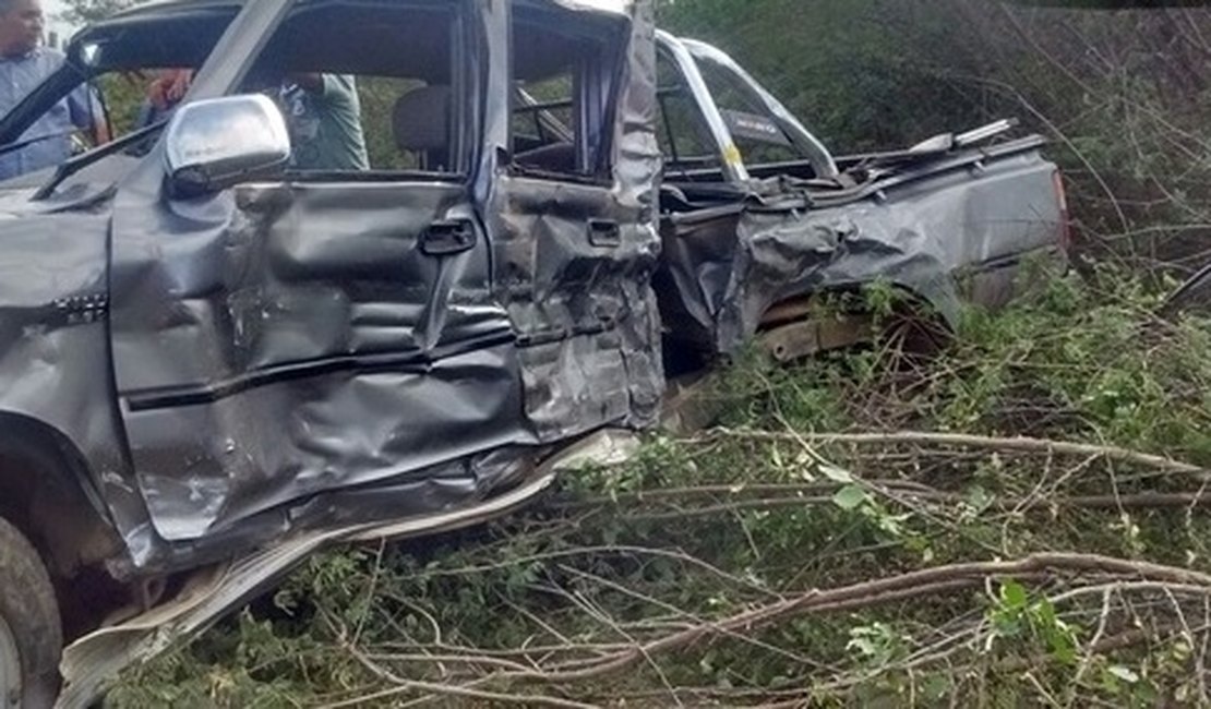Colisão entre dois veículos provoca a morte de idoso no Sertão
