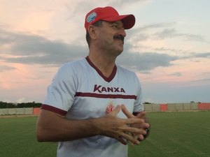 Leandro Campos permanece no América-RN para 2018: 'Fiquei feliz'