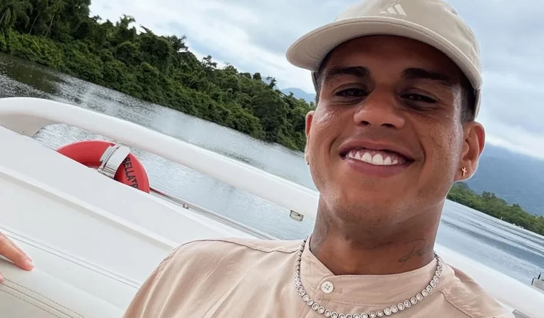 Gaab revela antes e depois após eliminar 40 kg e rebate críticas