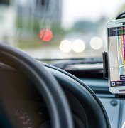 Carros de aplicativo não podem ser adesivados com propaganda eleitoral; entenda