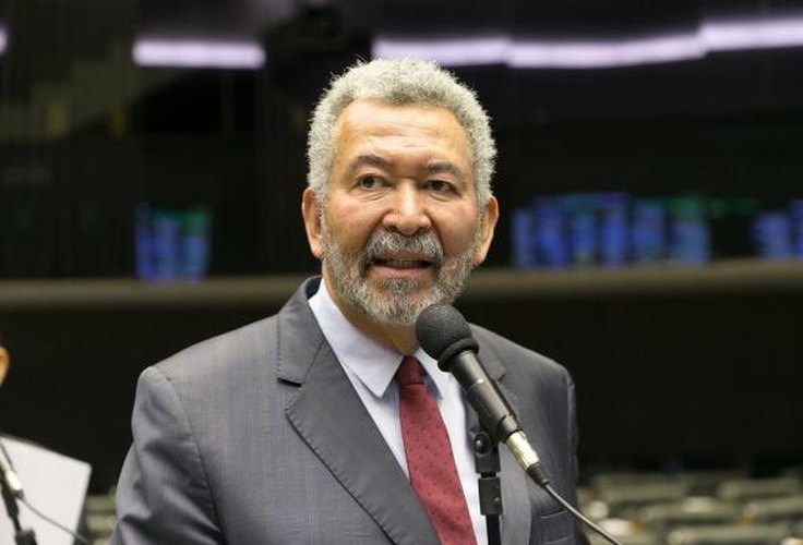 Paulão ganha tempo, mas mandato de deputado federal ainda está ameaçado