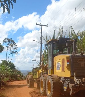 Prefeitura retoma obras de drenagem e pavimentação de novo trecho da Serra do Candará