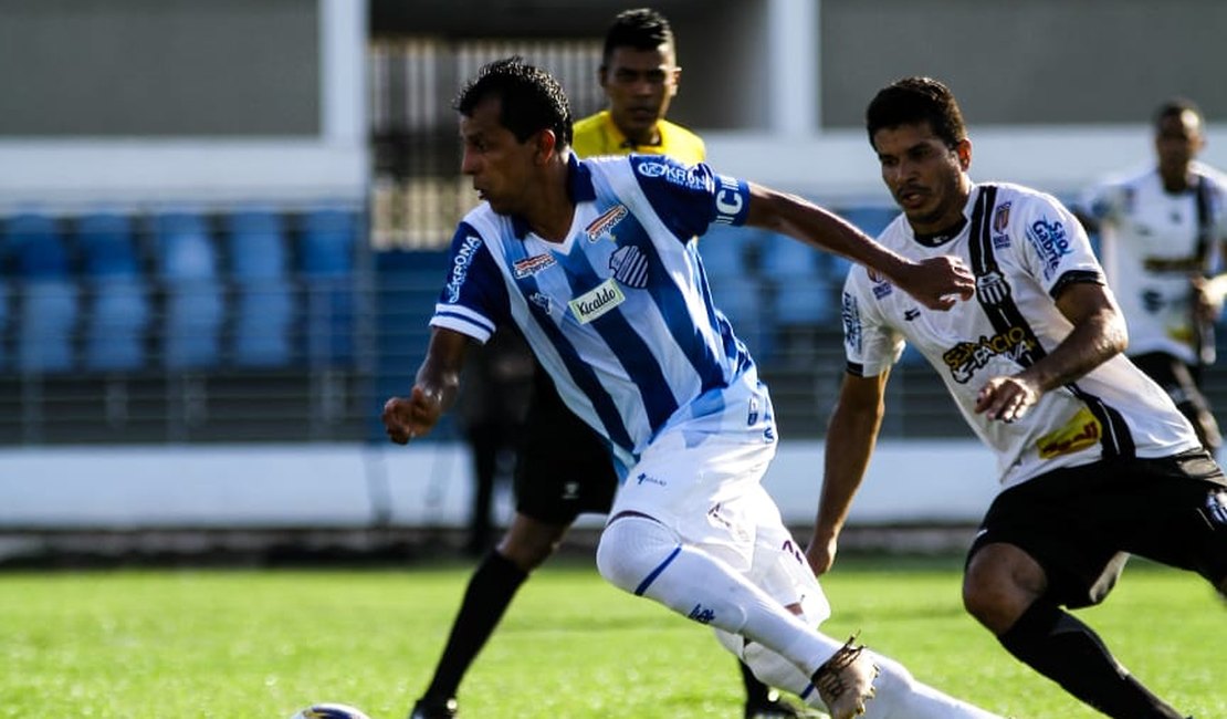 Com um gol em cada tempo, CSA faz 2x1 e vence o Central-PE