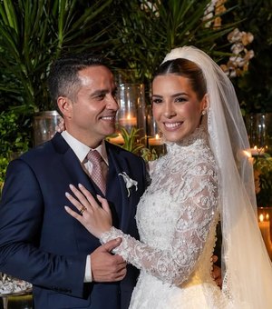 Veja imagens do casamento do governador Paulo Dantas com Júlia Britto