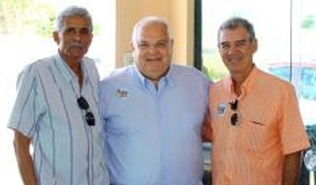 Omar Coelho recebe o apoio de três ex-prefeitos de Penedo