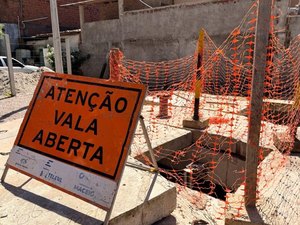 Seminfra e BRK Ambiental vistoriam obras de esgotamento sanitário no Litoral Norte de Maceió