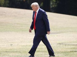 Trump vê 'caça às bruxas' e EUA 'em risco como nunca antes'