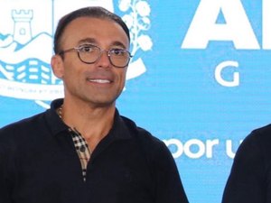 Prefeito de Major Izidoro anuncia pagamento do 14º, 15º e 16º salários para profissionais da Educação