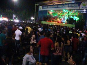 [Vídeo] Junqueiro comemora emancipação com investimentos e festa